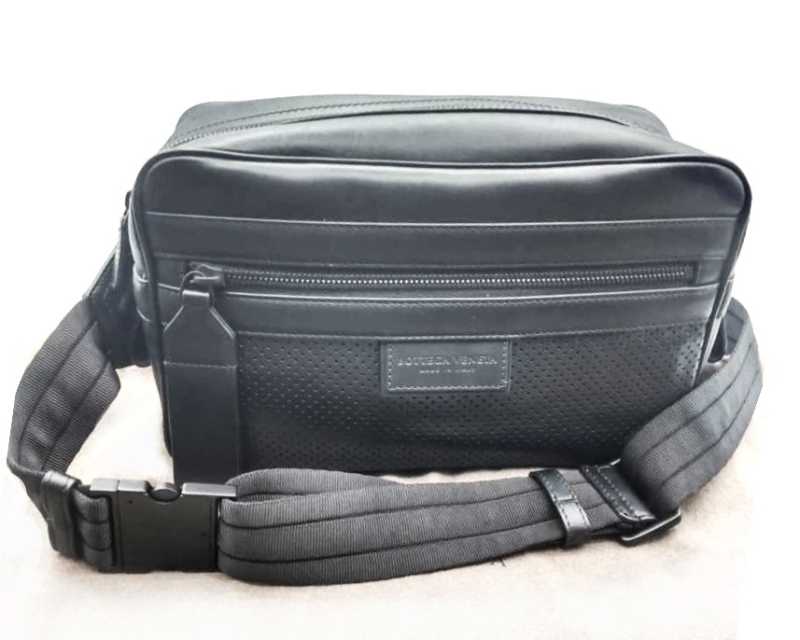 ボッテガヴェネタ買取 レッジェーロ ボディバッグ